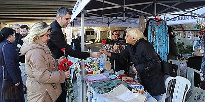 Başkan Yüksel, Kadın Emeği Pazarı’nda Üretici Kadınlarla Buluştu