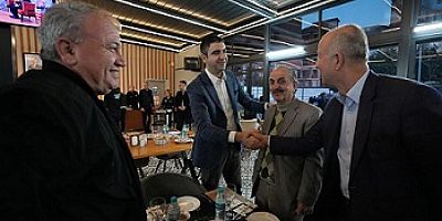 Başkan Yüksel, Kartallı Muhtarlar İle İftar Yemeğinde Buluştu