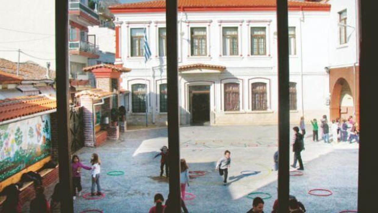 Batı Trakya'da 213 Türk okulu kapatıldı!