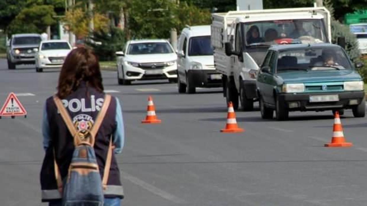 Bayburt’ta trafiğe kayıtlı araç sayısı 17 bin 422 oldu