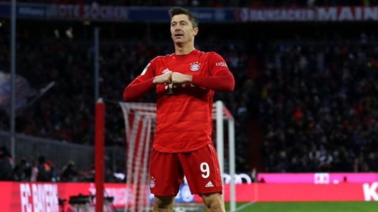 Bayern Münih, Lewandowski'nin ayrılmak istediğini açıkladı!