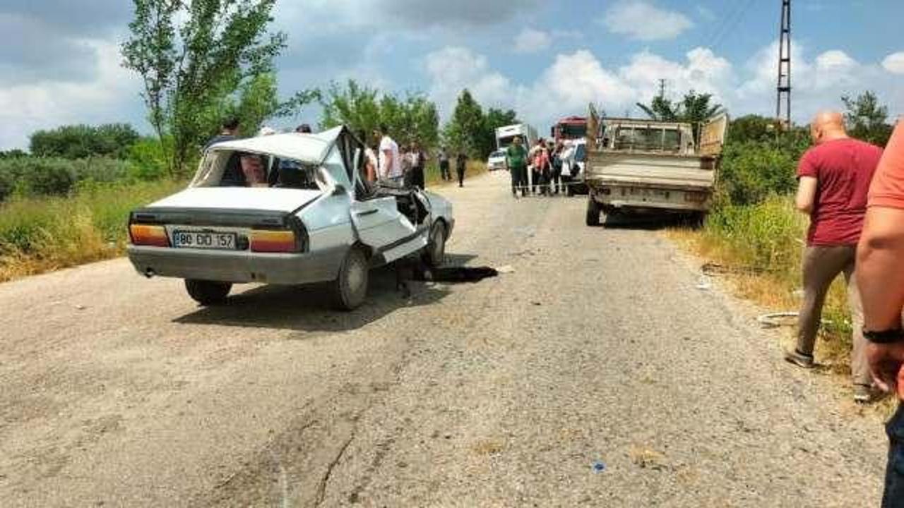 Bayram alışverişine giden kardeşleri kaza ayırdı!