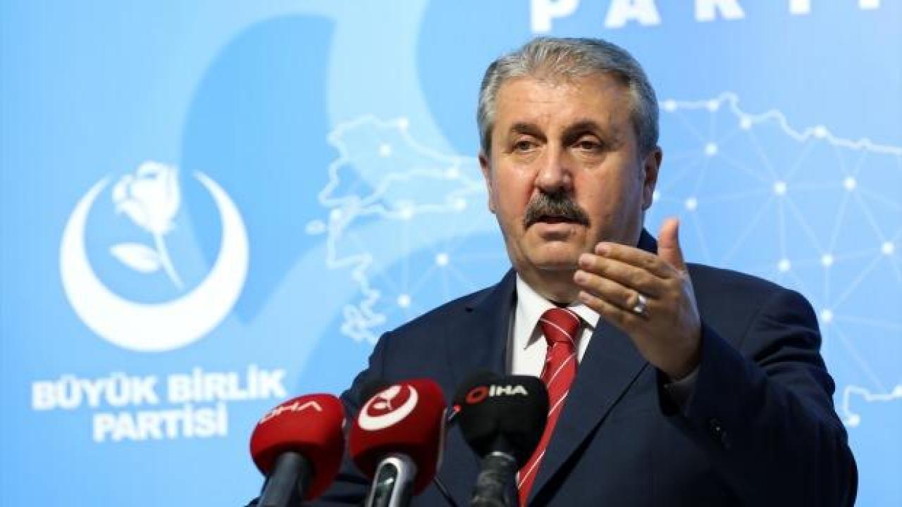 BBP Genel Başkanı Destici'den 28 Şubat mesajı: Lanetliyoruz