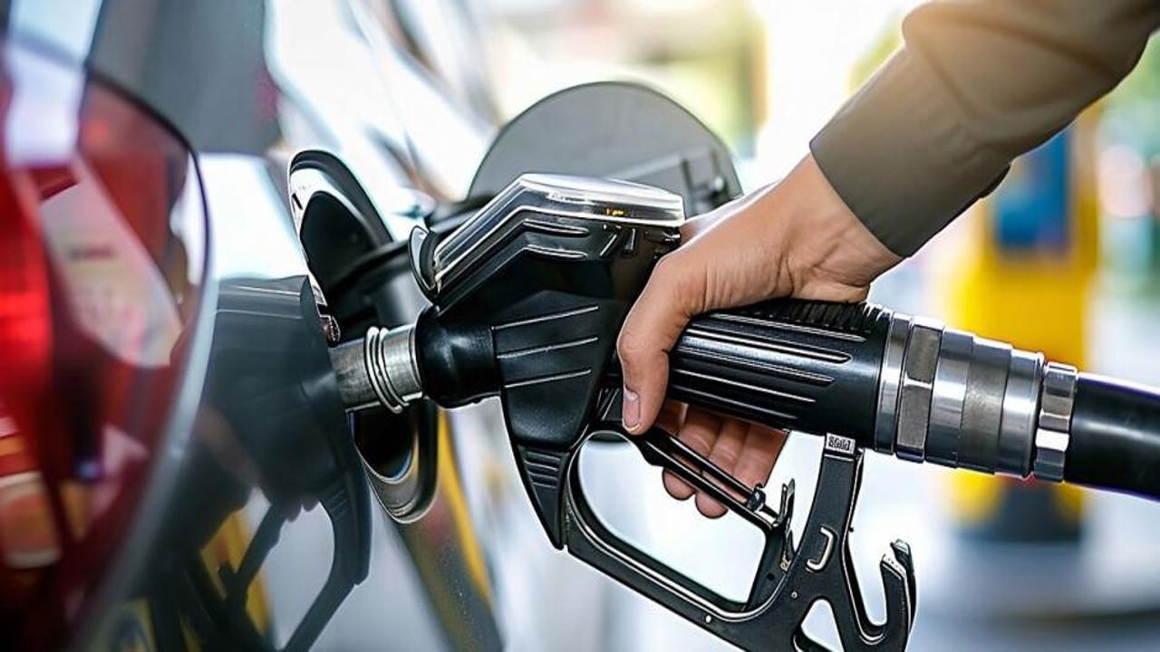 Benzin fiyatına indirim yapılması bekleniyor! Tarih belli oldu