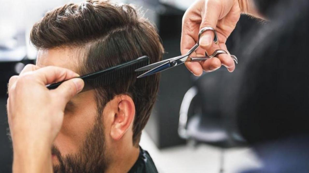 Berberlerin yeni tarifesi belli oldu! Köpek tıraşı rezaleti