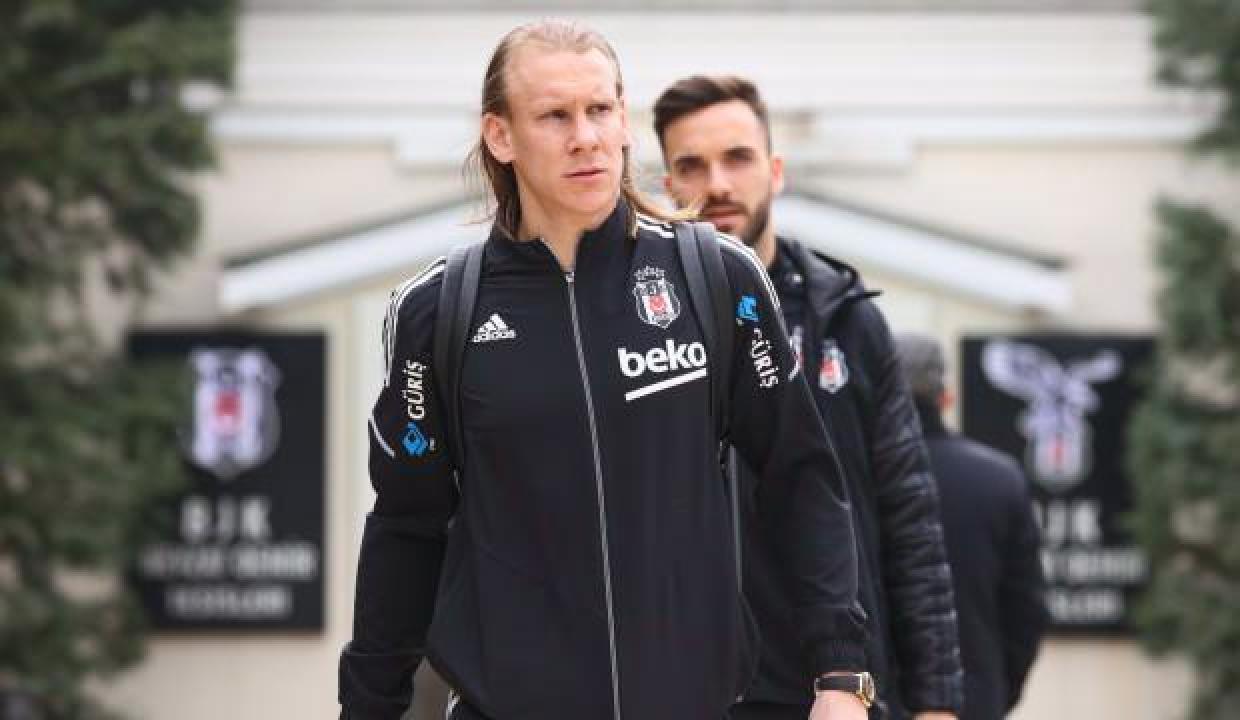 Beşiktaş Sivas'a gidemedi! Kartal'a hava rötarı...