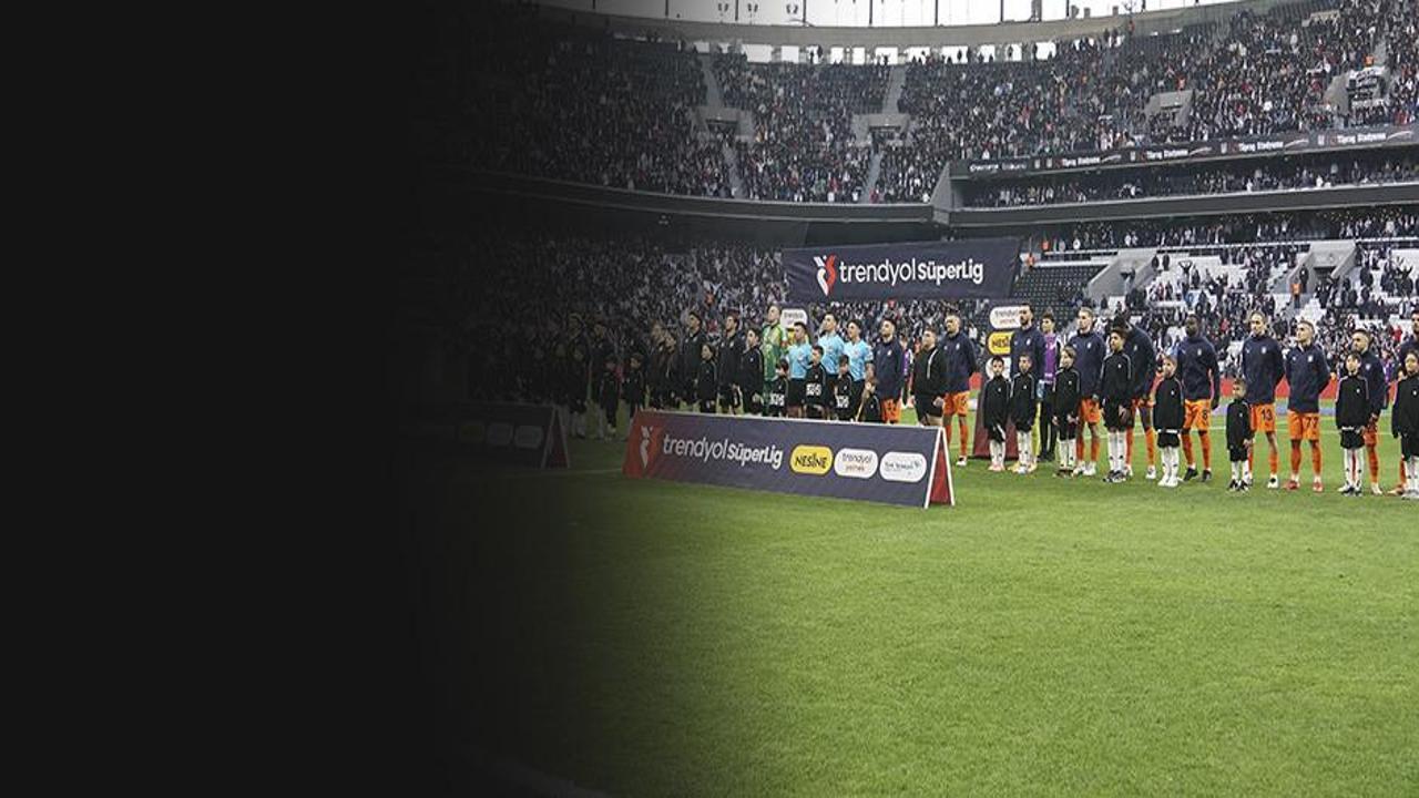 Beşiktaş tribünlerinden futbolculara flaş tepki!