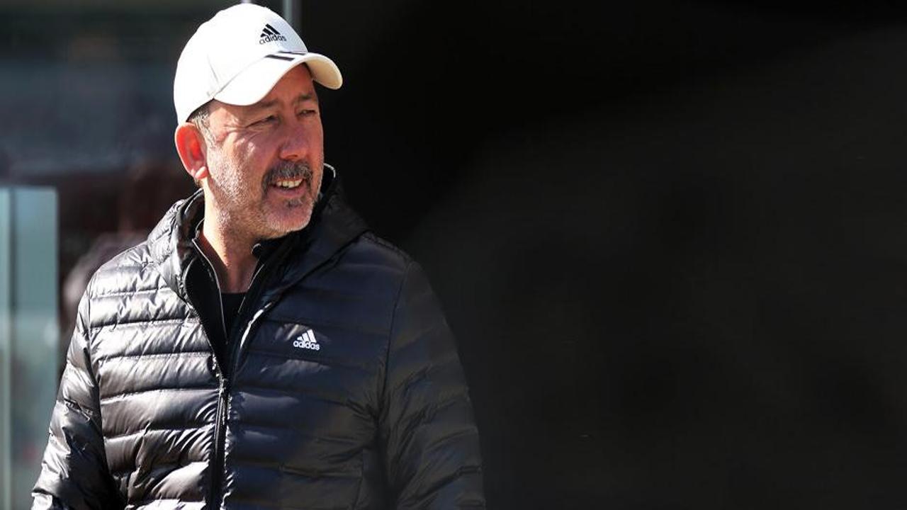 Beşiktaş ve Sergen Yalçın arasında sözleşme krizi!