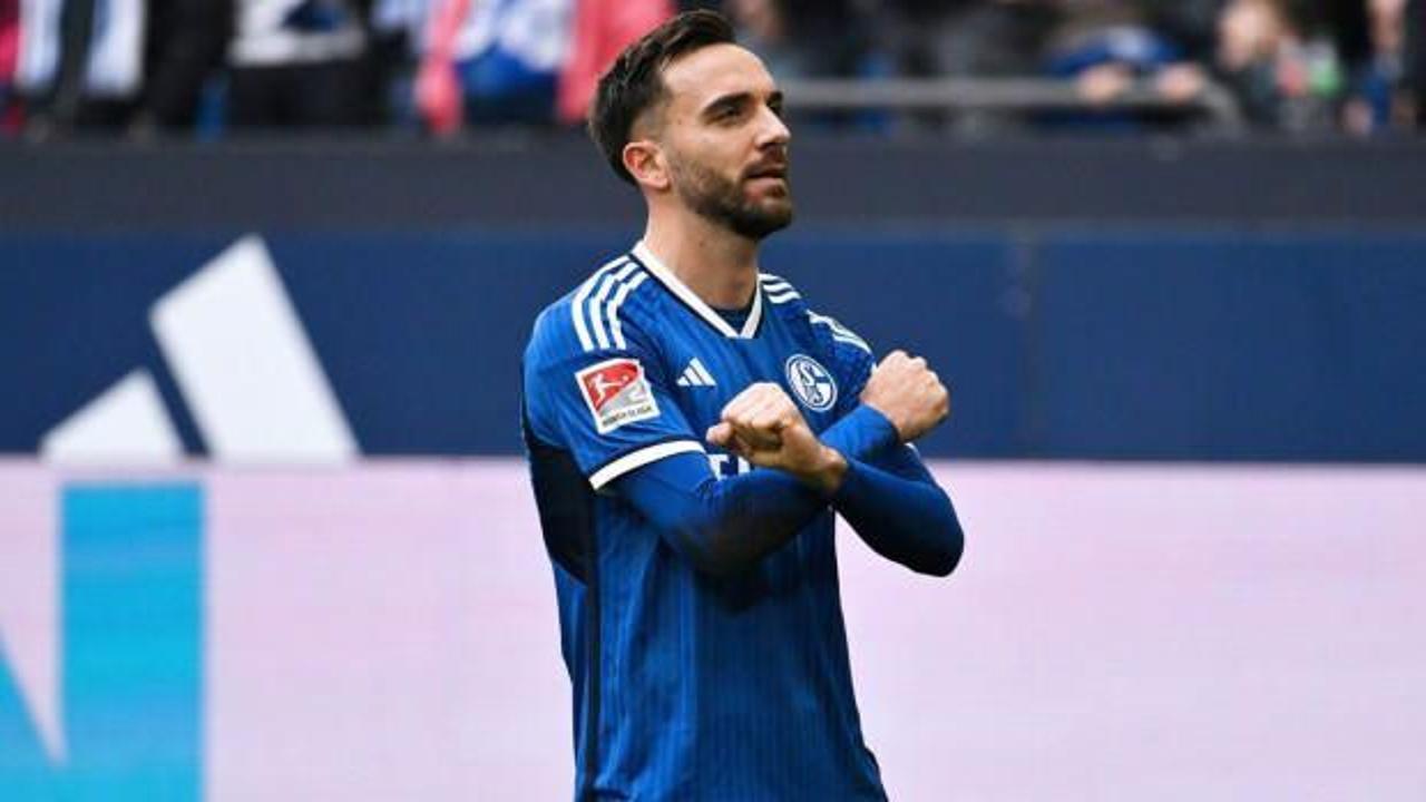 Beşiktaş'ın eski golcüsü alev aldı!