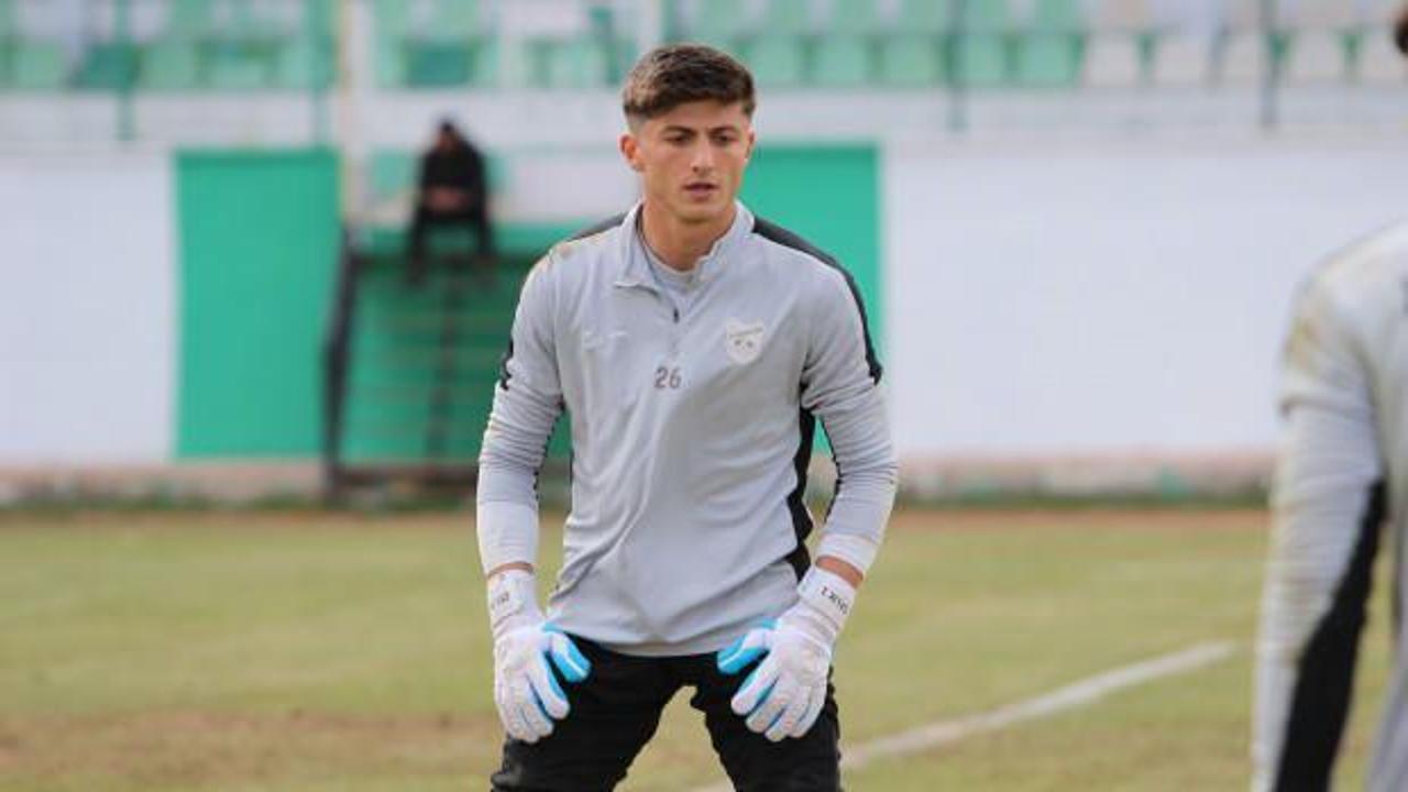 Beşiktaş'ın yetiştirdiği kaleci 23 maçta sadece 6 gol yedi: Hedefi 'şampiyonluk'