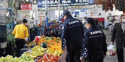 BODRUM BELEDİYESİ ZABITA EKİPLERİNDEN PAZARYERİ DENETİMİ