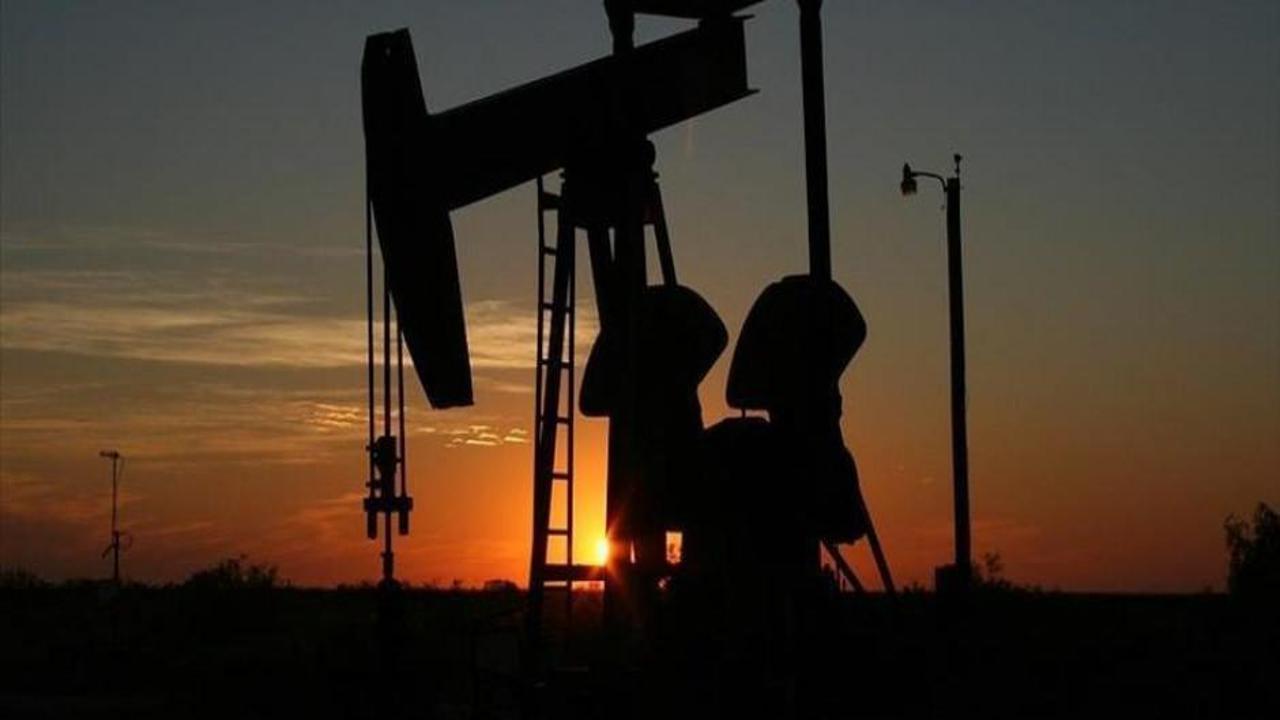 Brent petrolün varil fiyatı 82,34 dolar