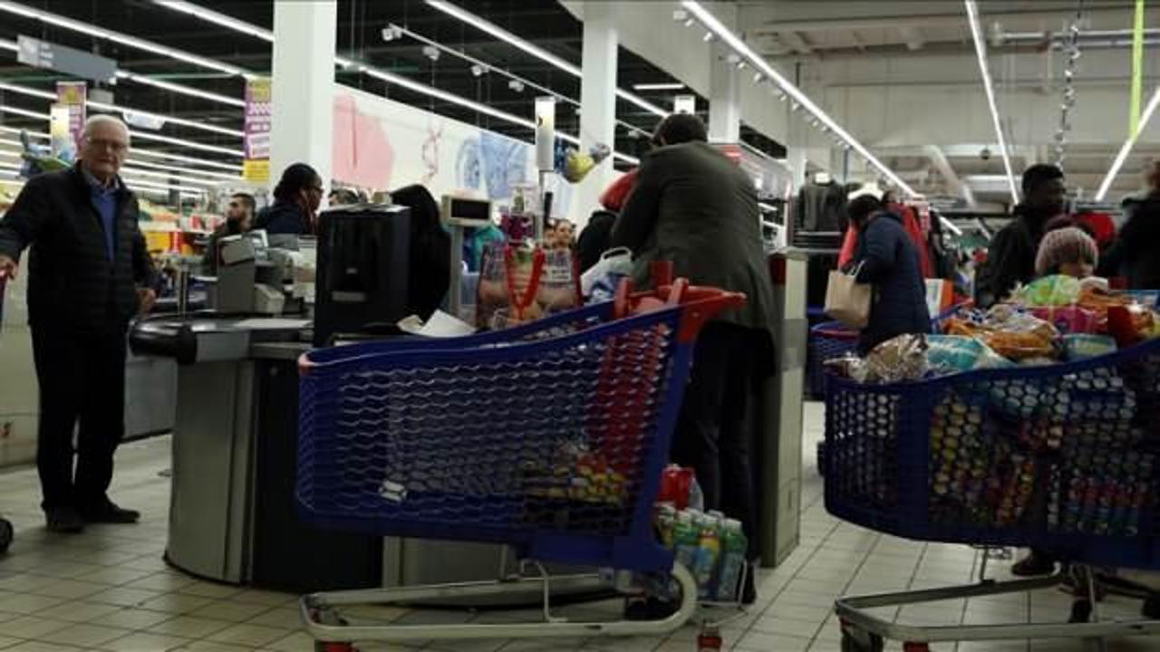 Brüksel'deki süpermarketlere satamadıkları gıdaları bağışlama mecburiyeti geliyor