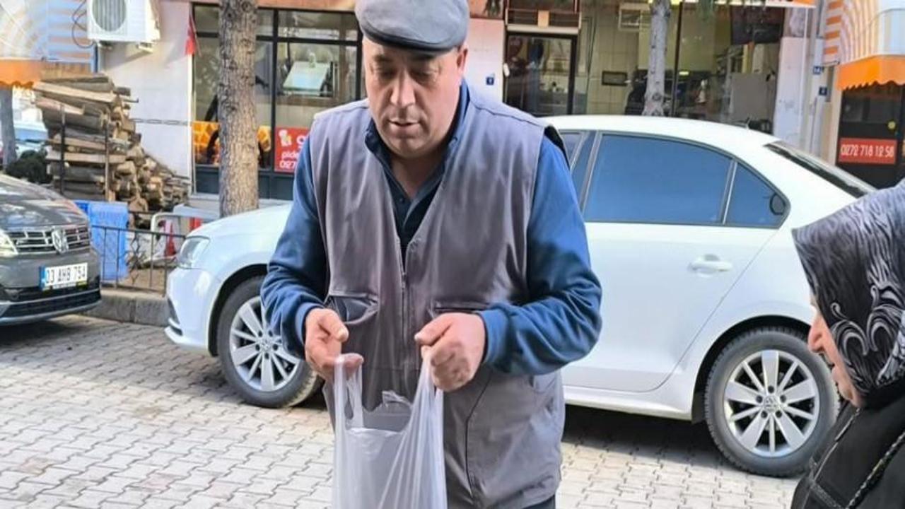 Bu yılın en pahalı meyvesi! Kilosu 200 liraya satılıyor