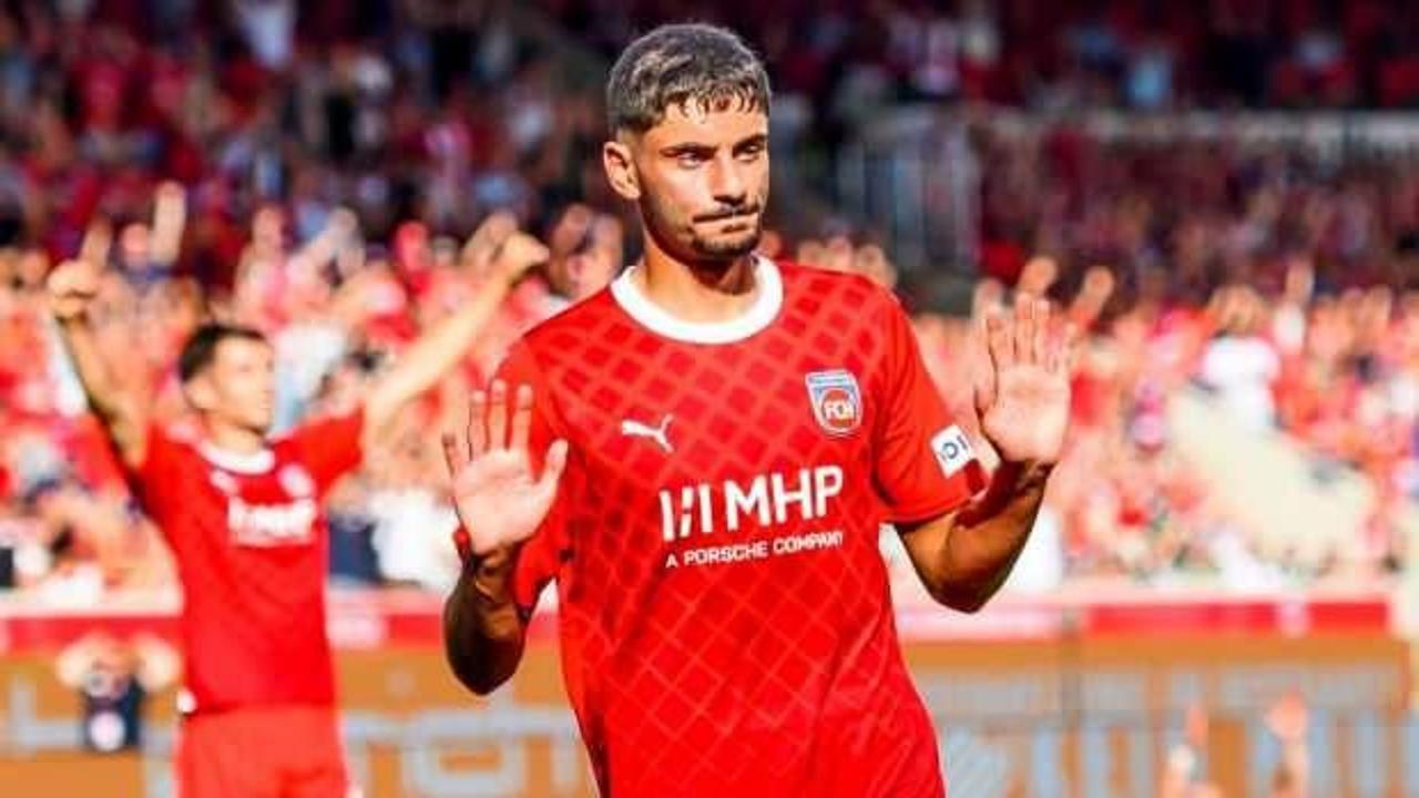 Bundesliga'da yıldızları geride bırakan Türk!