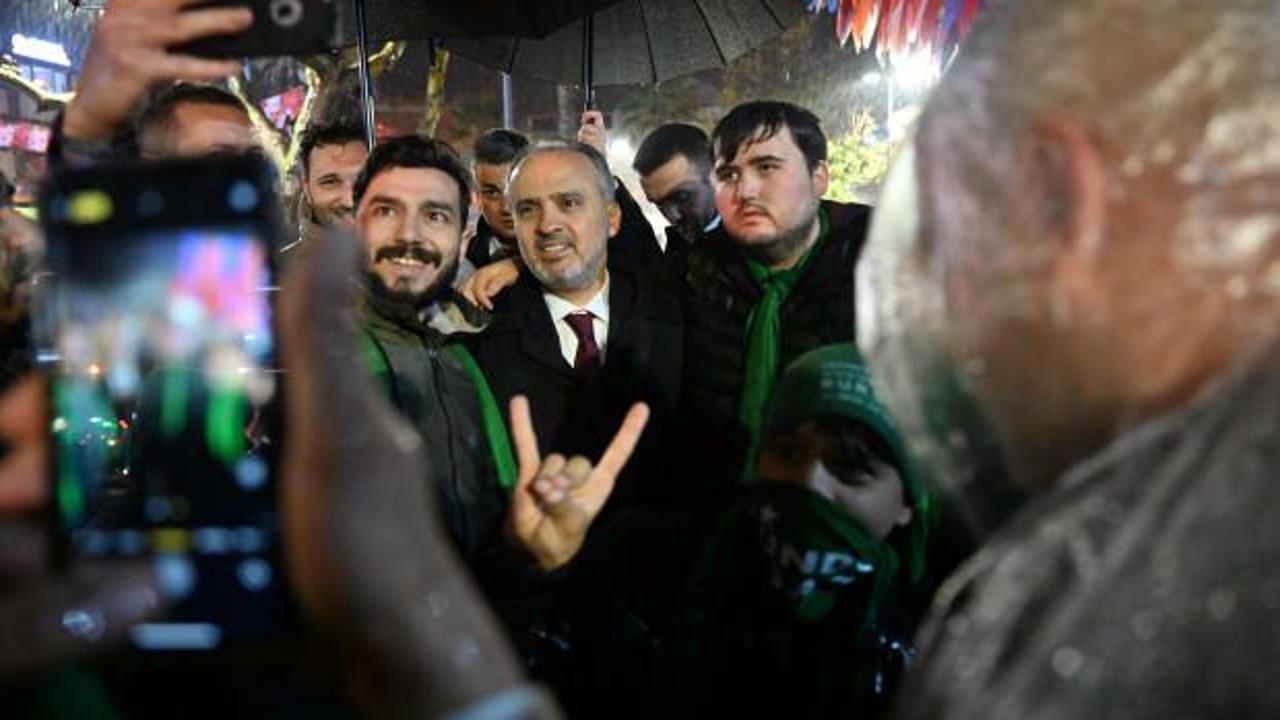 Bursa Büyükşehir Belediye Başkanı Alinur Aktaş, 
