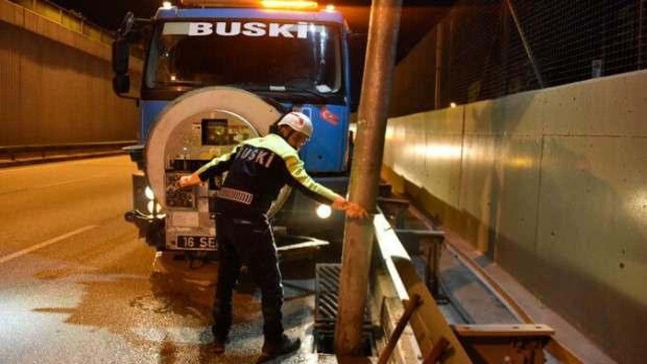 Bursa Büyükşehir Belediyesi BUSKİ ekipleri gece gündüz çalışıyor