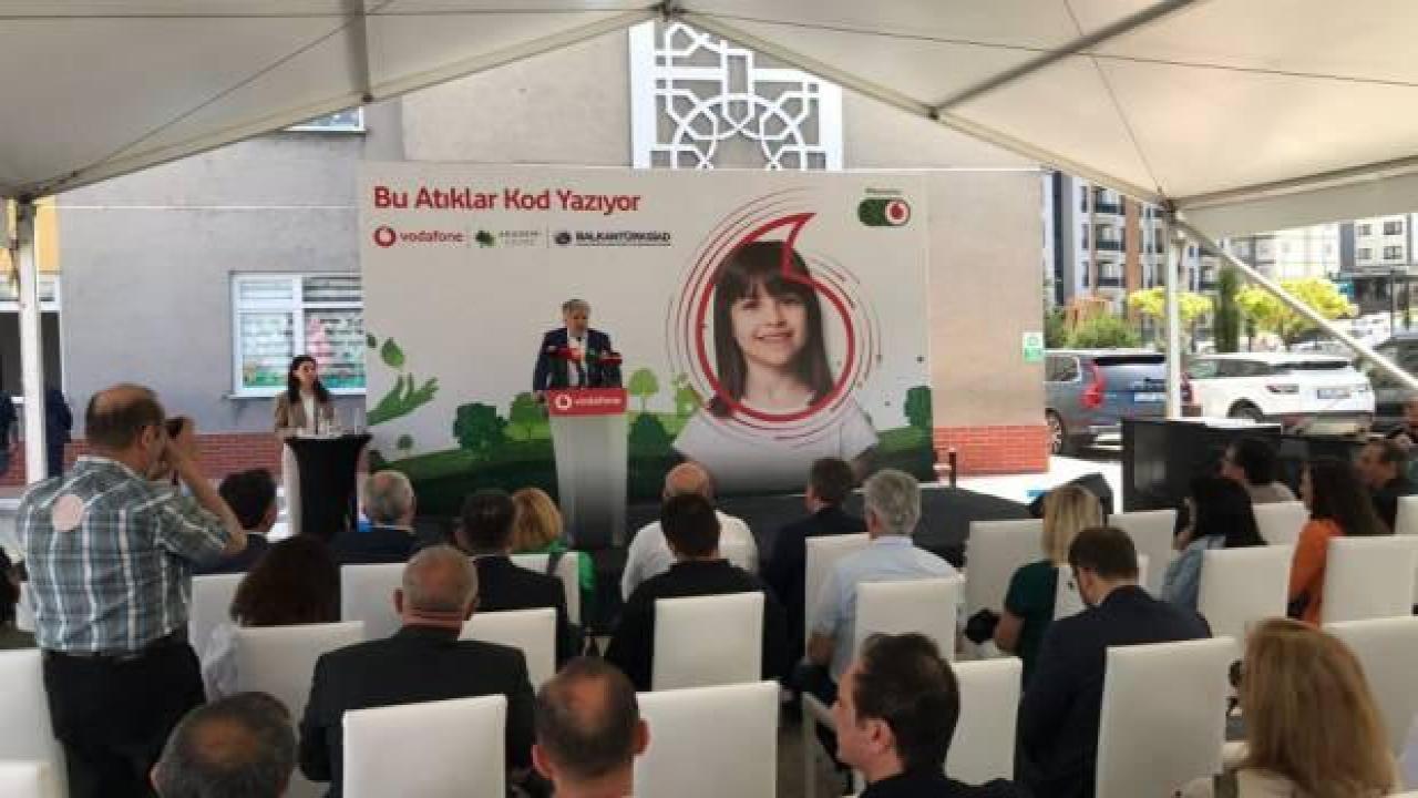 Bursa'da elektronik atıklar kodlama sınıfına dönüştü