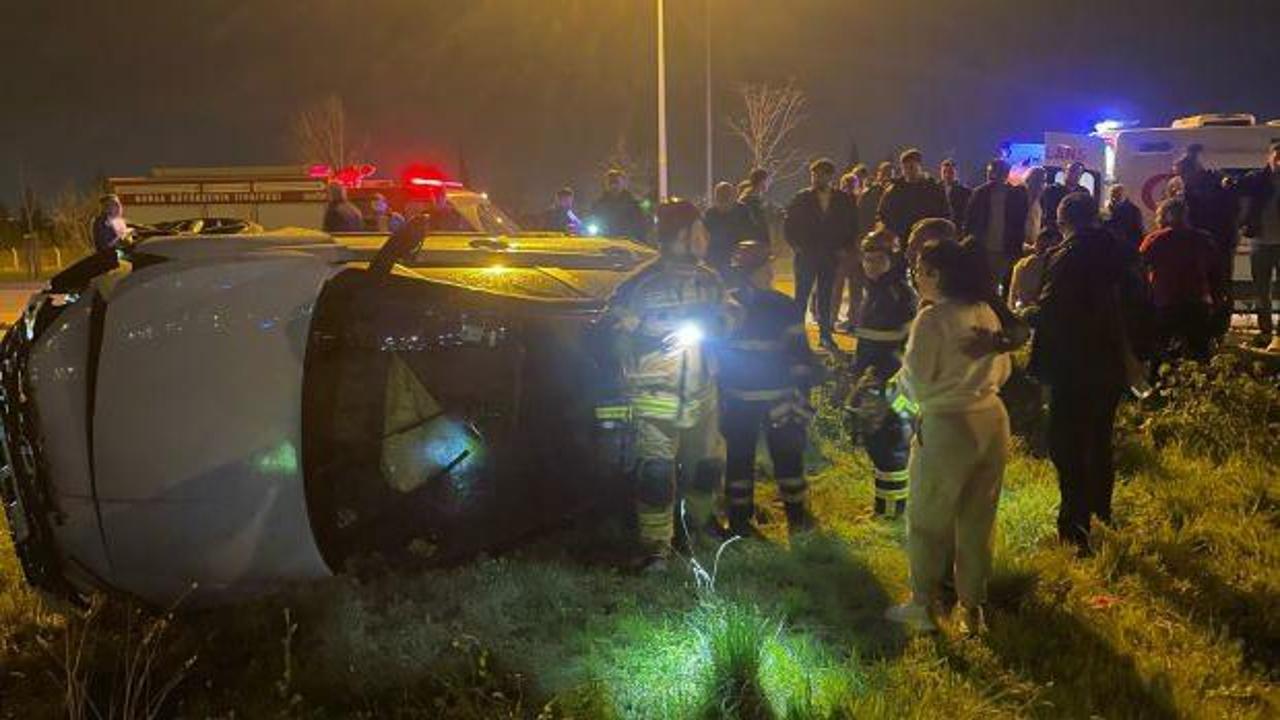 Bursa'da otomobil takla attı: 2 yaralı