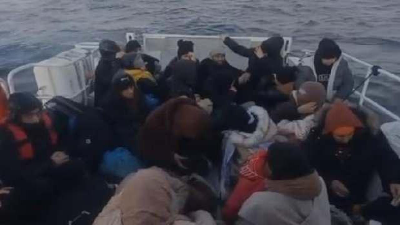 Çanakkale açıklarında Yunanistan'ın geri ittiği 34 kaçak göçmen kurtarıldı