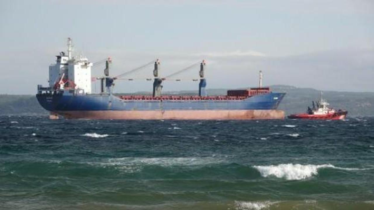 Çanakkale Boğazı'nda kargo gemisinde makine arızası
