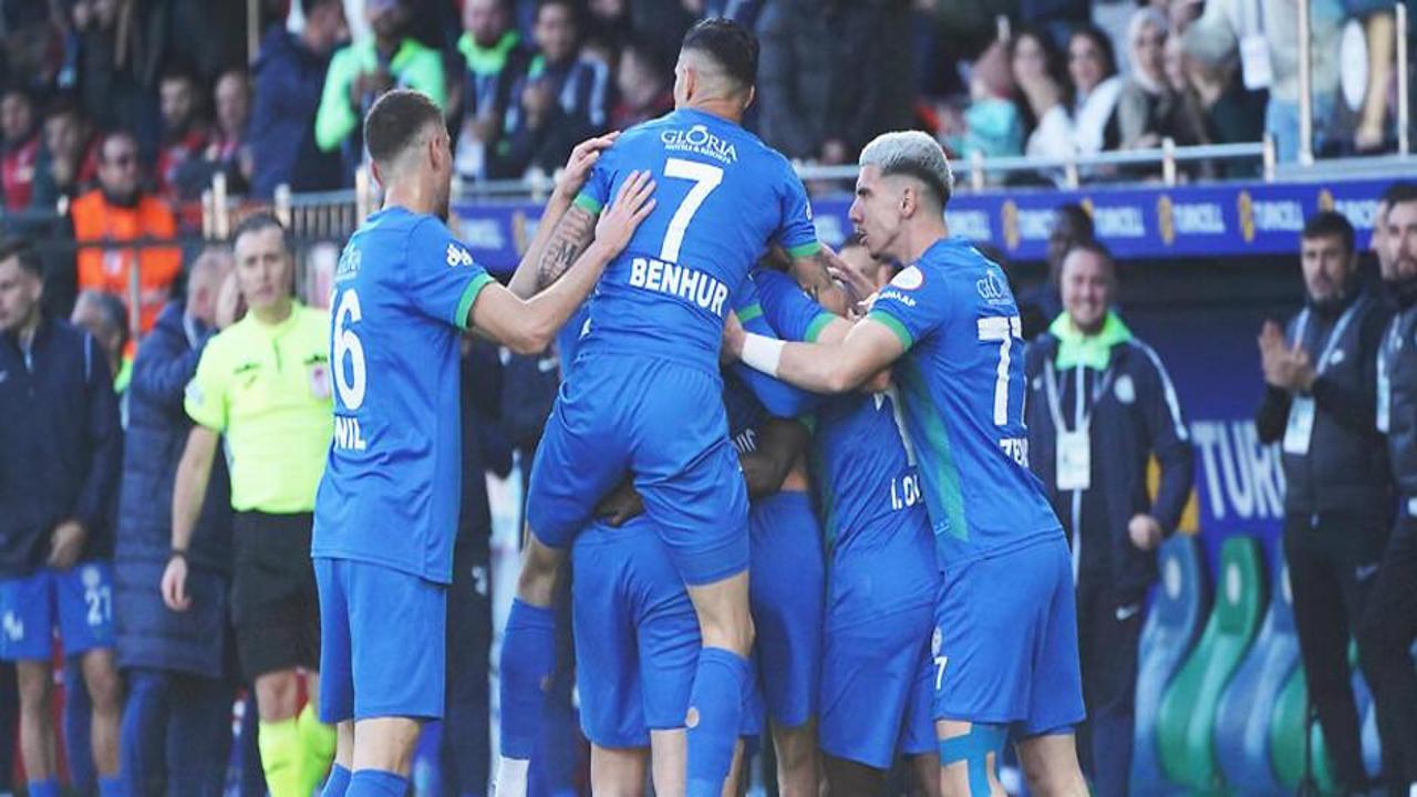 Çaykur Rizespor durdurulamıyor! Hatay'ı geçip ilki başardılar