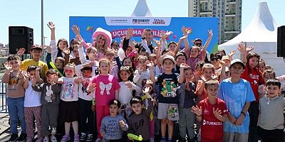 Çekmeköy’de Bayramın Finali Uçurtma Şenliğiyle Yapıldı