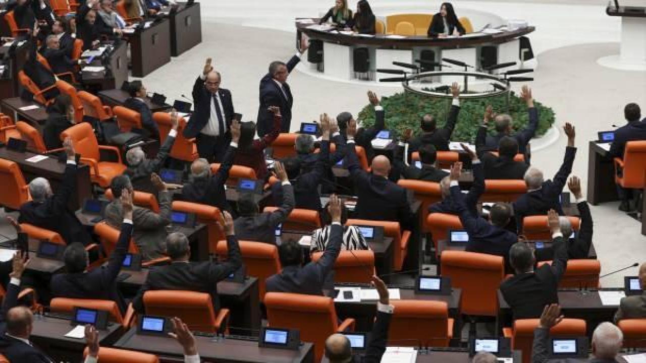 Cemevleri, polis fakültesi, tütün düzenlemesi... TBMM'de hareketli hafta