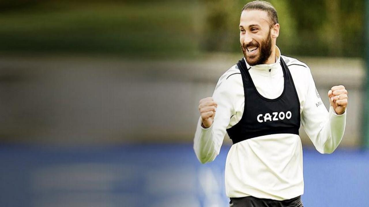 Cenk Tosun, Beşiktaş'a geri döndü!