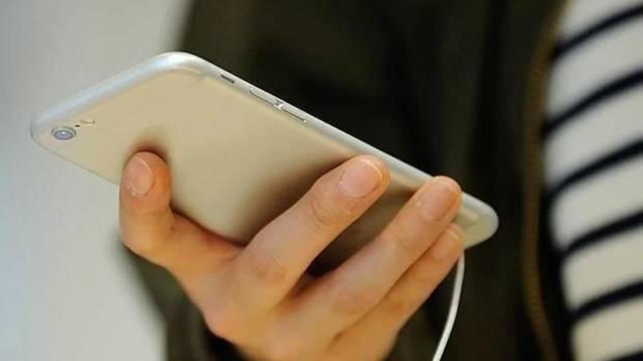 Cep telefonu almak için 8 aylık bebeğini sattı