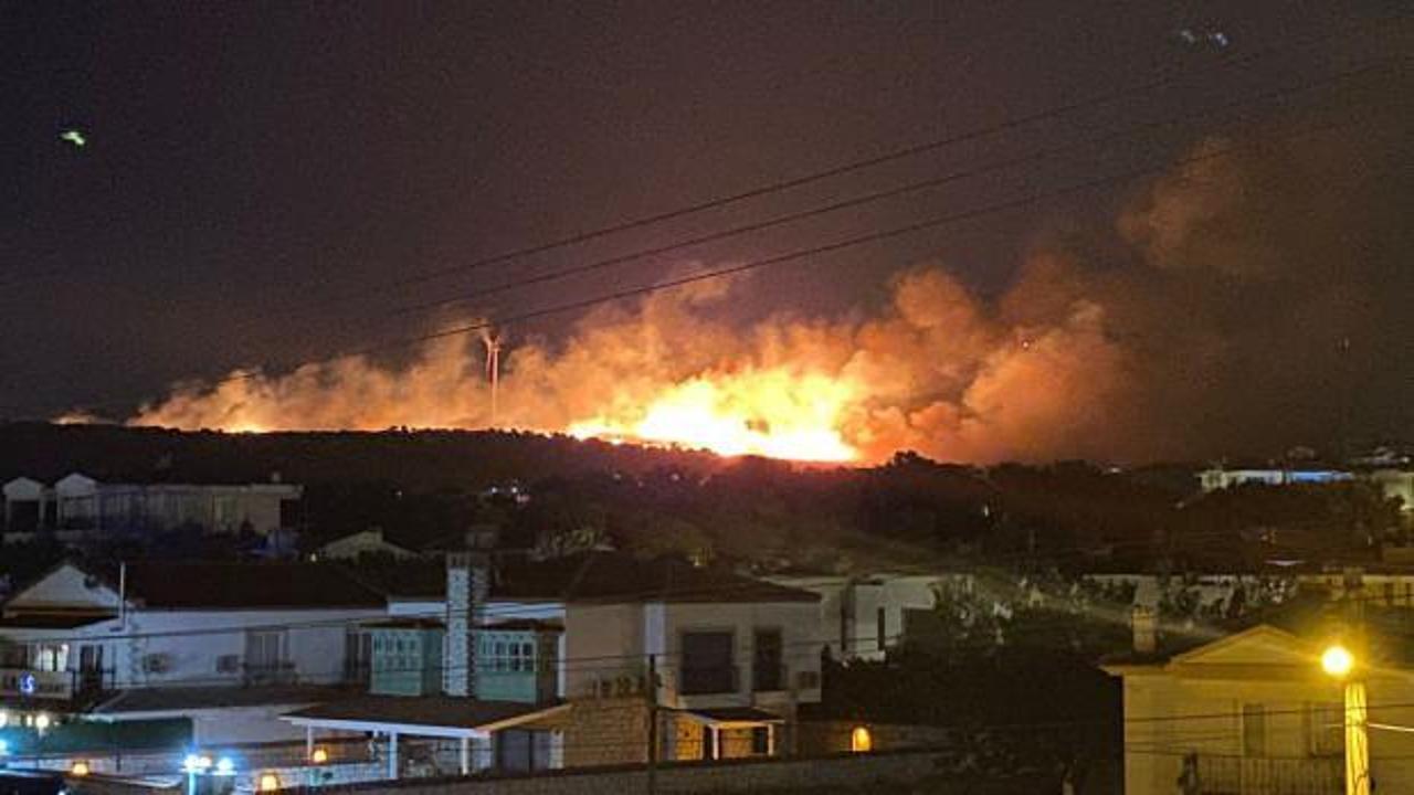 Çeşme'de makilik alanda yangın!
