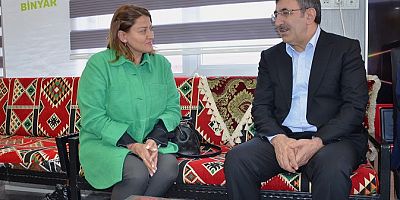 Cevdet Yılmaz,  Ankara BİNYAR derneğinde taziyeleri kabul etti. 