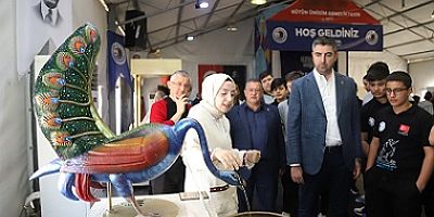 ‘Cezeri’nin Olağanüstü Makineleri’ Sergisi Meraklılarının Yoğun İlgisi Eşliğinde Açıldı