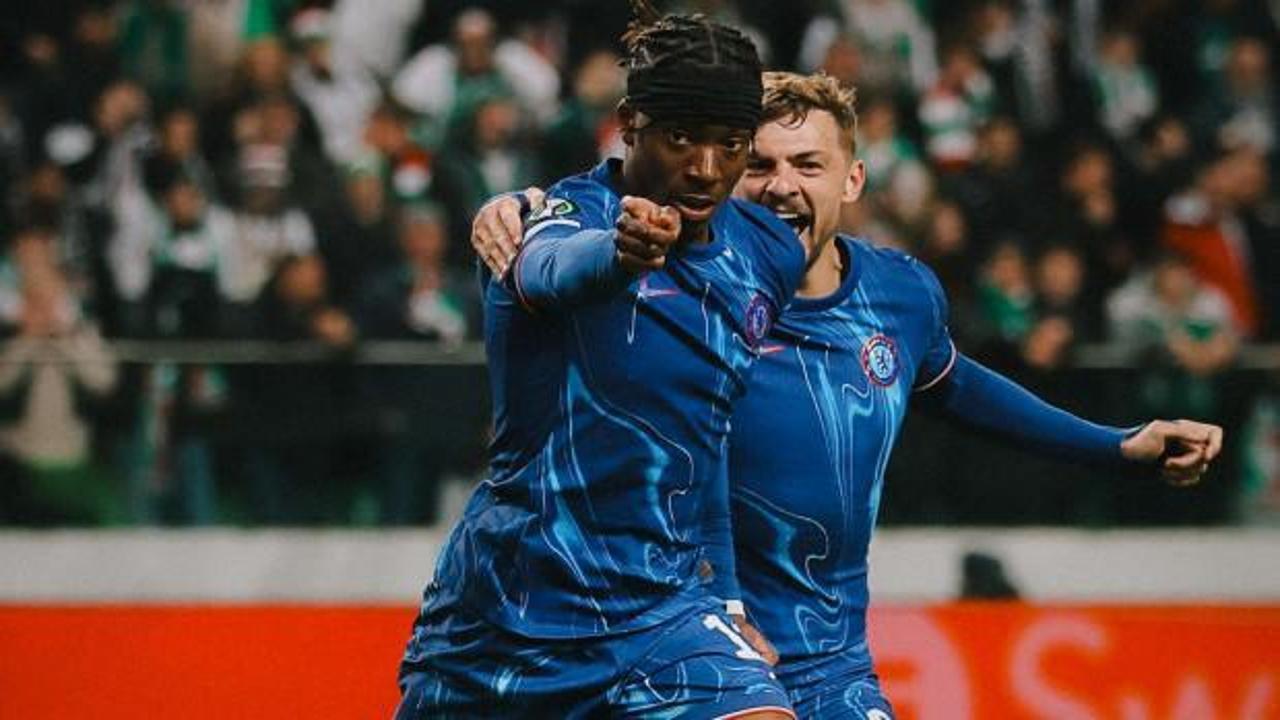 Chelsea yarı final kapısını araladı