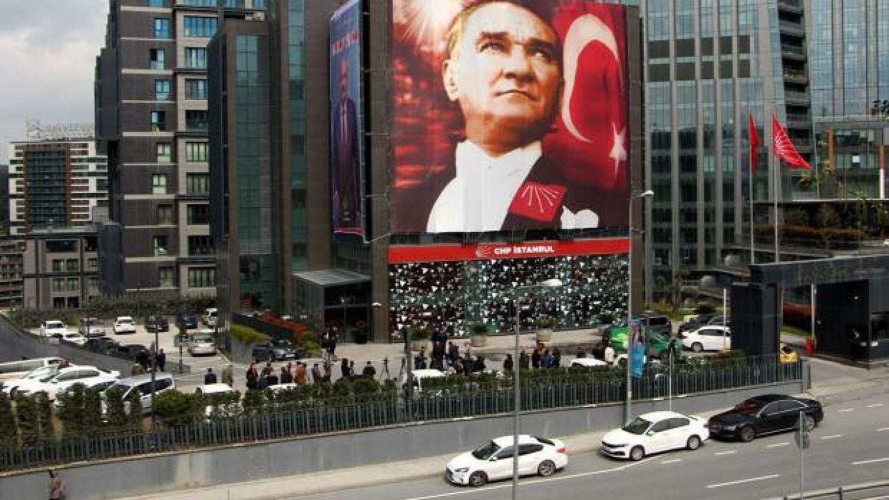 CHP binası yakınında ateş açıldı: İsabet eden mermi bulunamadı!