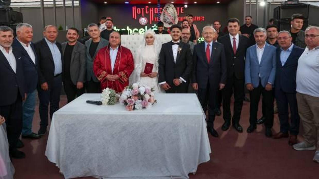 CHP Genel Başkanı Kılıçdaroğlu nikah şahidi oldu