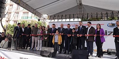 CHP Genel Başkanı Özgür Özel Kartal'da Toplu Açılış Törenine Katıldı