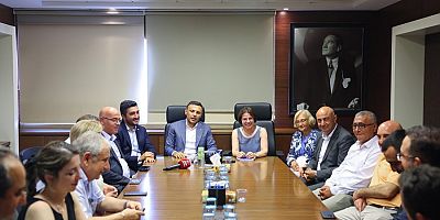 CHP İstanbul İl Başkanı Özgür Çelik’ten Esin Köymen’e ziyaret