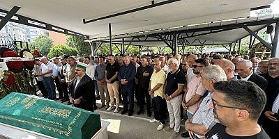 CHP’li Müslim Sarı’nın Acı Günü: Babası Ağa Sarı Kartal Cemevi’nden Uğurlandı