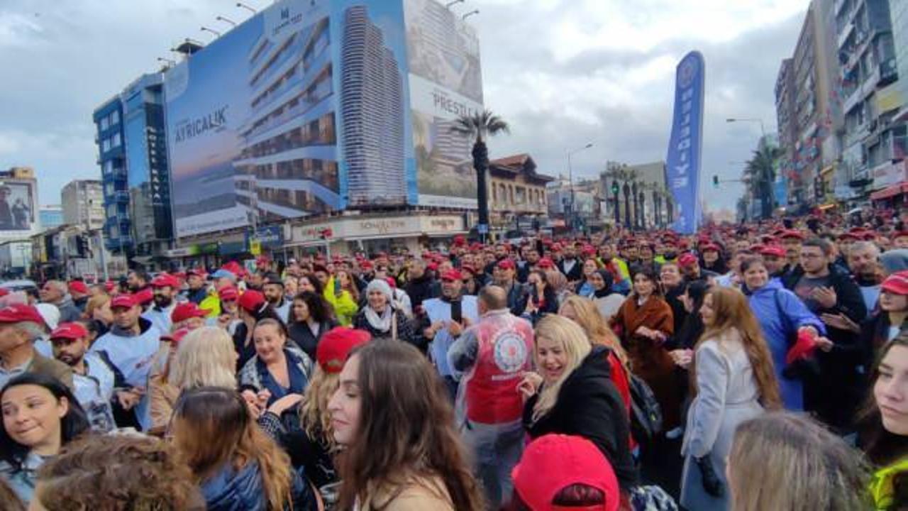 CHP'li İzmir Büyükşehir'de 'zam' krizi: Yüzlerce işçi iş bıraktı