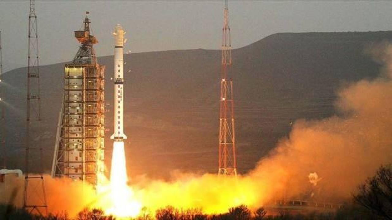 Çin 4 yeni uyduyu uzaya gönderdi!