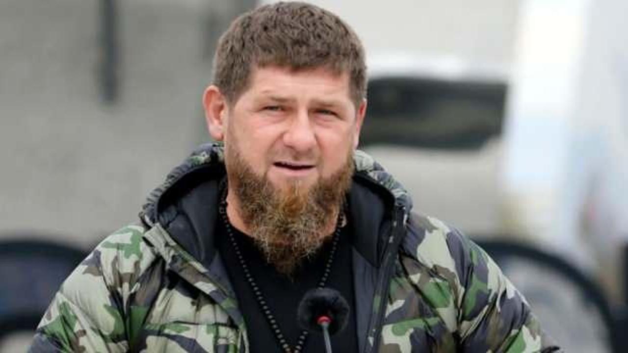Çin’de Kadirov’un oyuncak figürü satışa sunuldu