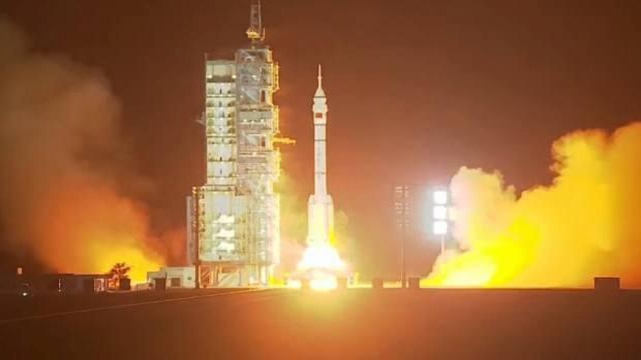 Çin’in 'Shenzhou-19' resmen göreve başladı