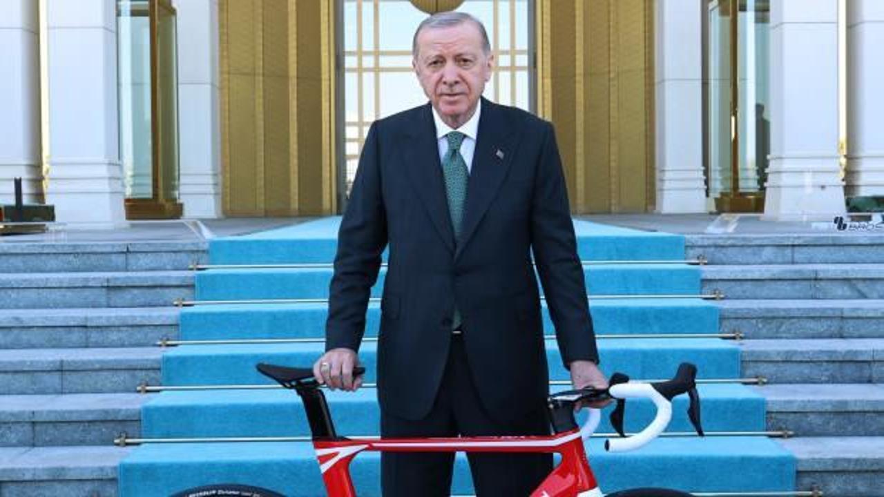 Cumhurbaşkanı Erdoğan, 60'ıncı Cumhurbaşkanlığı Türkiye Bisiklet Turu tanıtımına katıldı