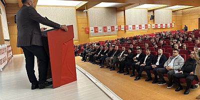 Cumhuriyet Halk Partisi Kartal İlçe Örgütü Bülent Ecevit Kültür Merkezi’nde Toplandı