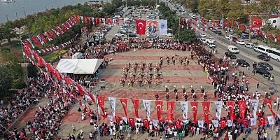Cumhuriyetin 100’üncü yılı Tuzla’da coşkuyla kutlandı
