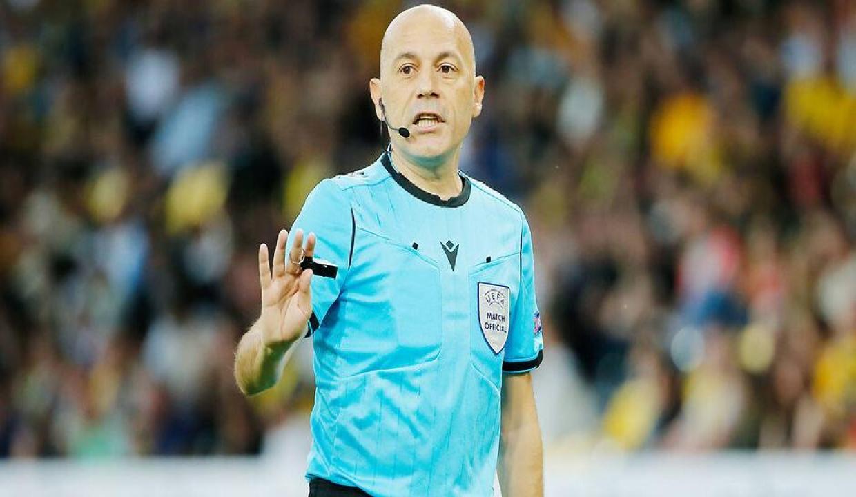 Cüneyt Çakır'a bir darbe de UEFA'dan!