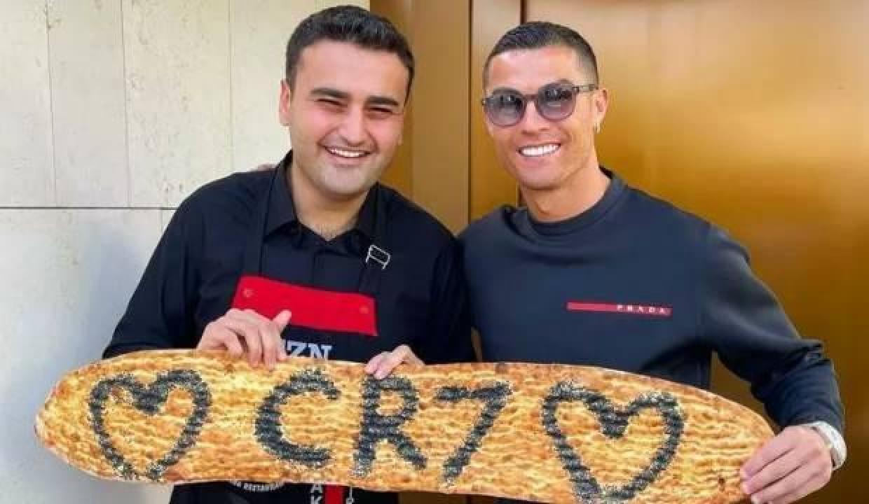 CZN Burak ve Cristiano Ronaldo resmen ortak oldu!