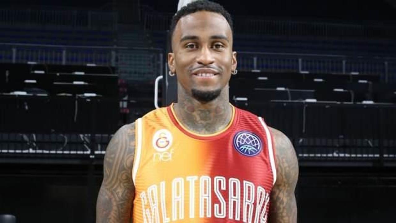 Dee Bost yeniden Galatasaray'da