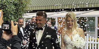Deniz Şahin ve Özden Şişik’in Mutlu Günü: Nikahı Başkan Yüksel Kıydı